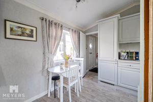 Photo 17- click for photo gallery